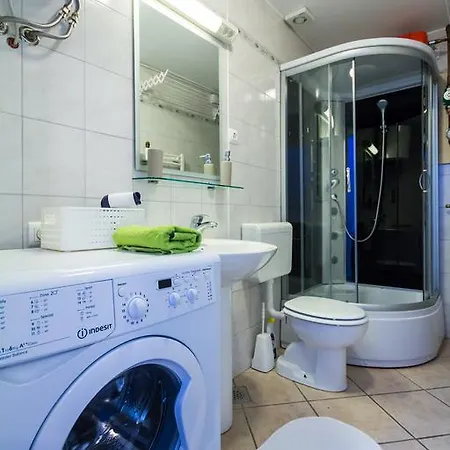 Bright & Light Lubiana