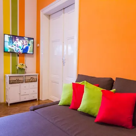 Apartment Bright & Light