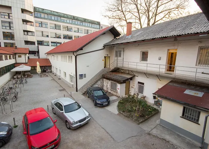 Bright & Light リュブリャナ